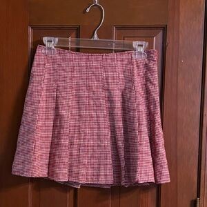 LE LIS Collection  Red Small Checked Skirt EUC